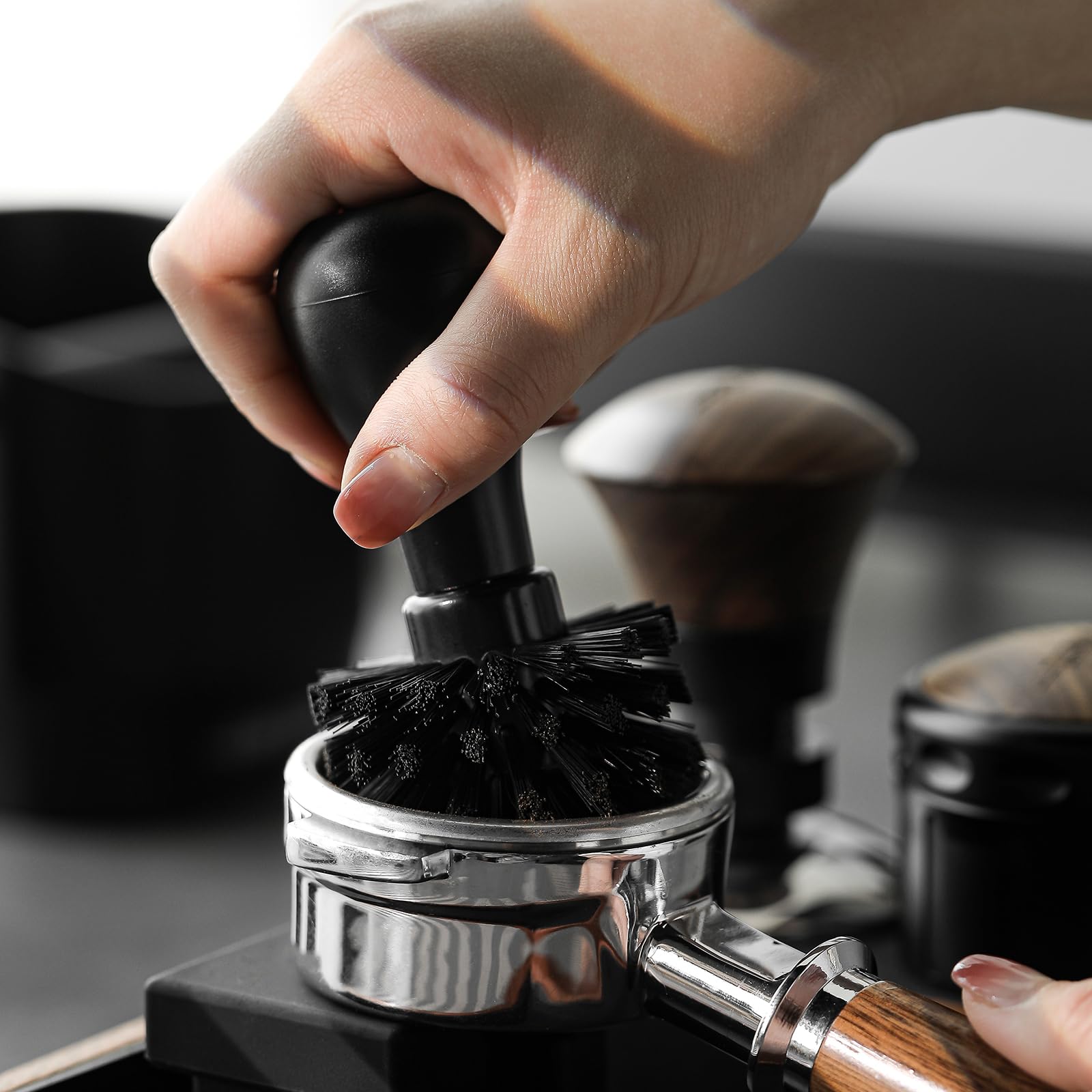 MHW-3BOMBER Coffee Portafilter Brush, Fit for 51/54/58mm Portafilter Basket, ABS Espresso Machine Portafilter Cleaning Brush, Professional Barista Cleaner Tools, Effectively Cleaning, Black B5536-OS - Image 3