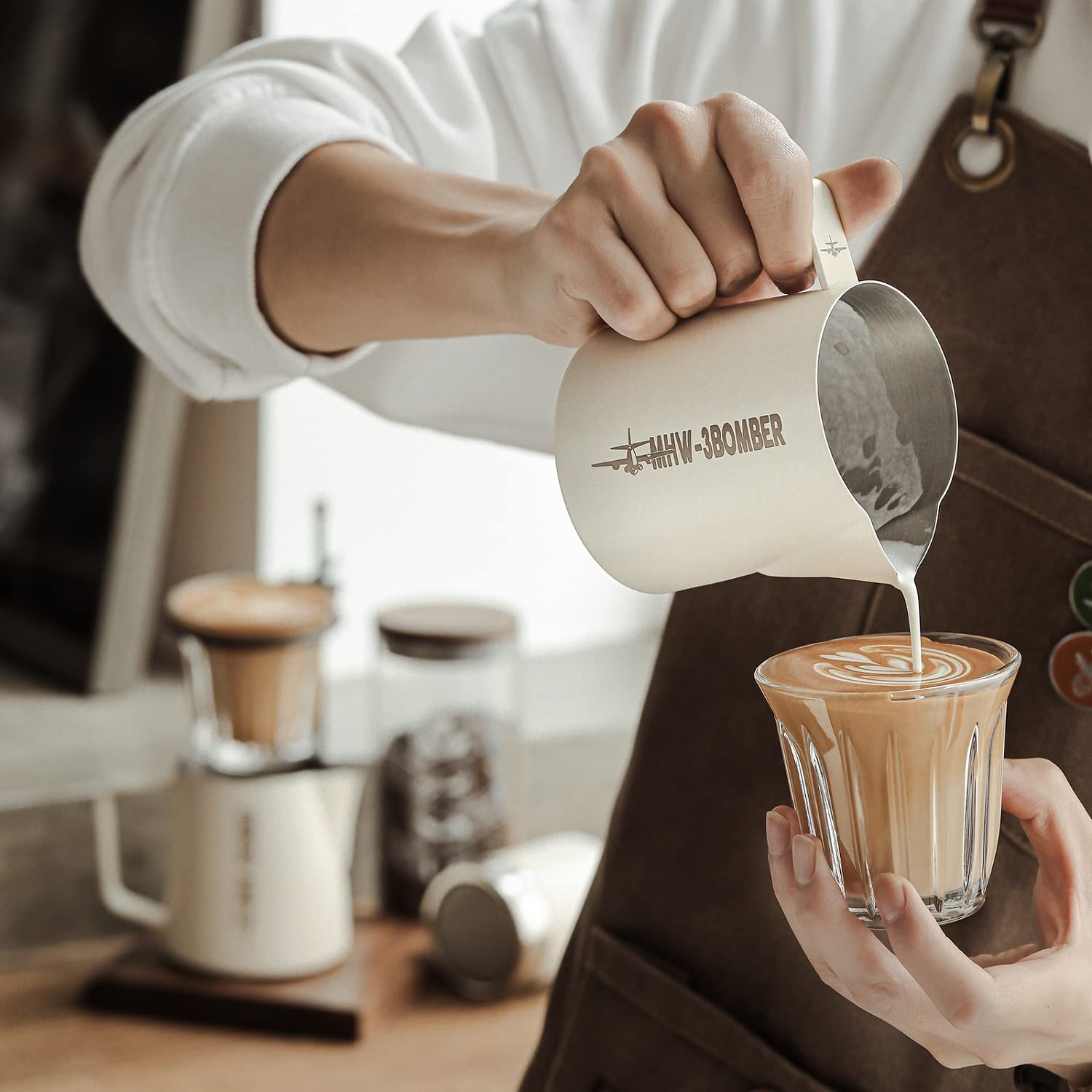MHW-3BOMBER Series5.0 Milk Pitcher Latte Art Set - Image 5